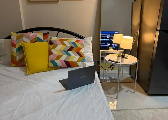 Viceroy Condo, Mckinley Hill , Near Venice Mall *